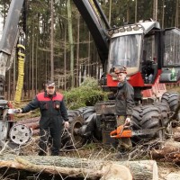Využití harvestorové technologie v rekreačních lesích Podhůra